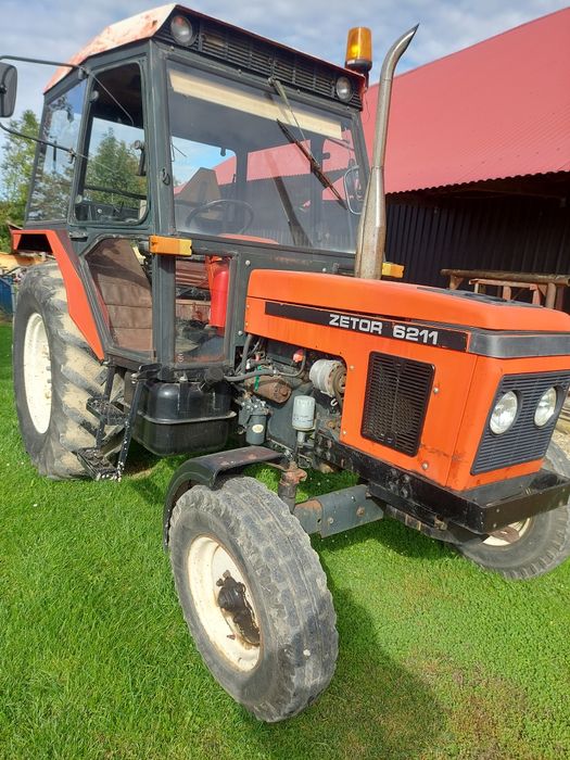 Ciągnik  zetor  6211