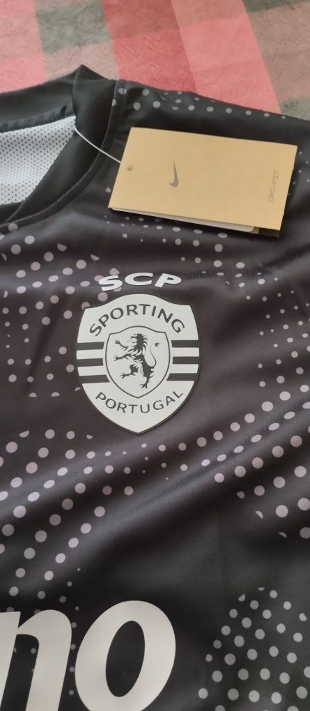 Camisola Sporting preta 25/26