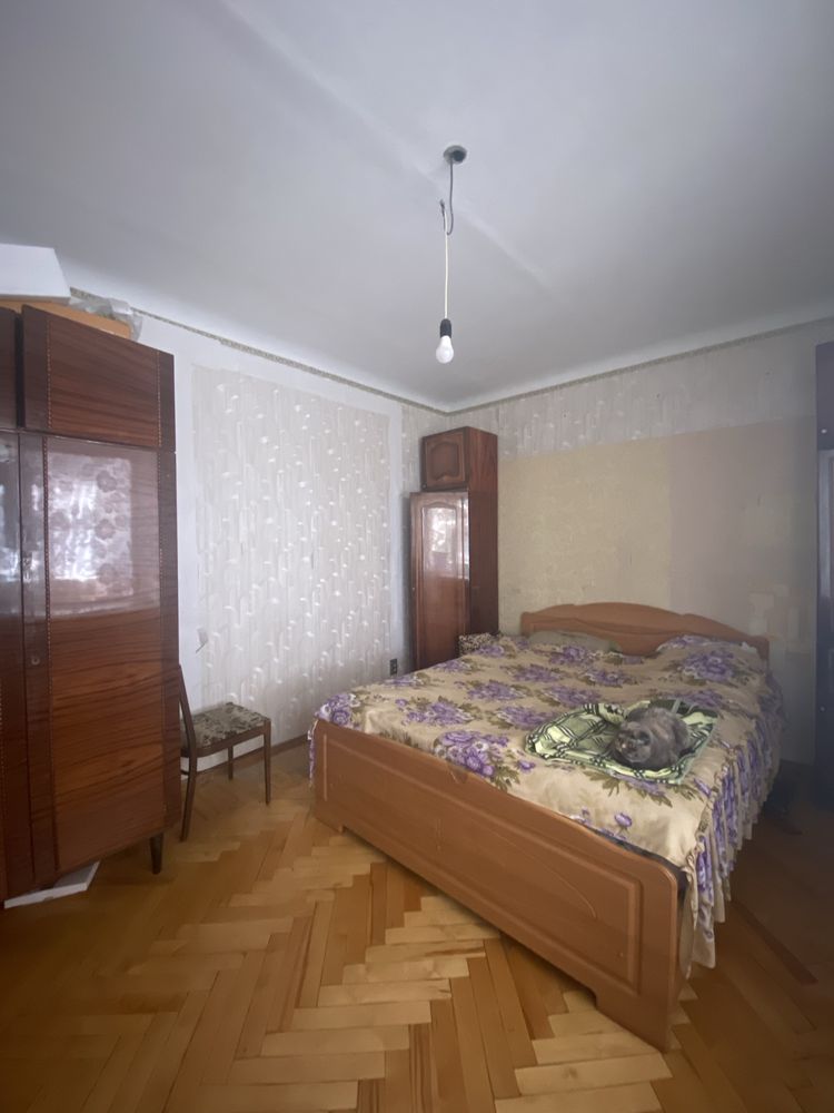 Продаж 2 кімнатної квартир, Замкова гора