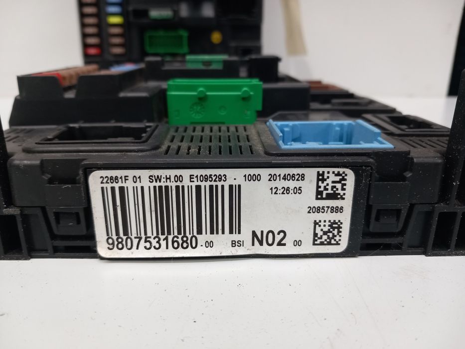 Caixa de fusíveis SAM Peugeot 208