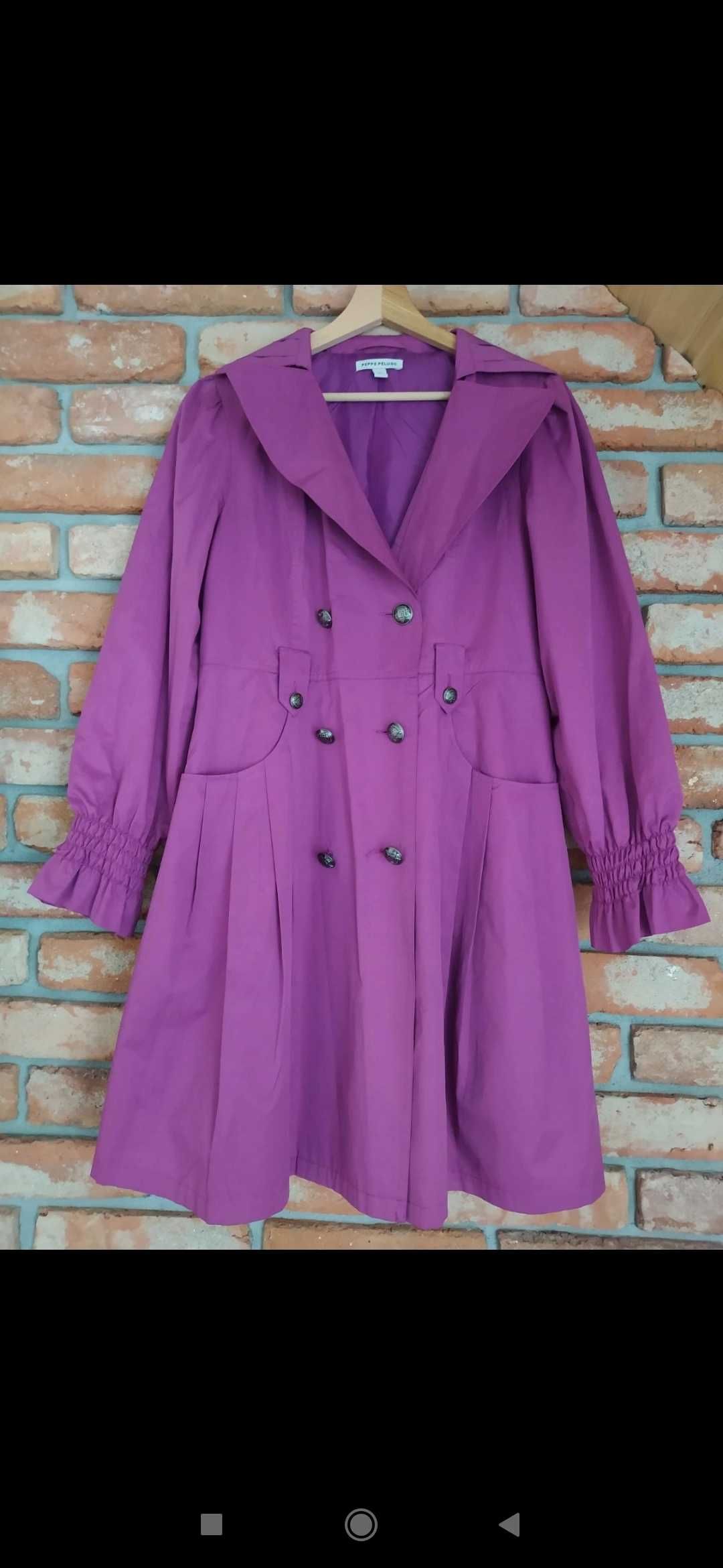 Dwurzędowy płaszcz Peppe Peluso kolor fuksja, rozmiar 40.