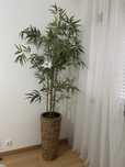 Planta artificial com vaso