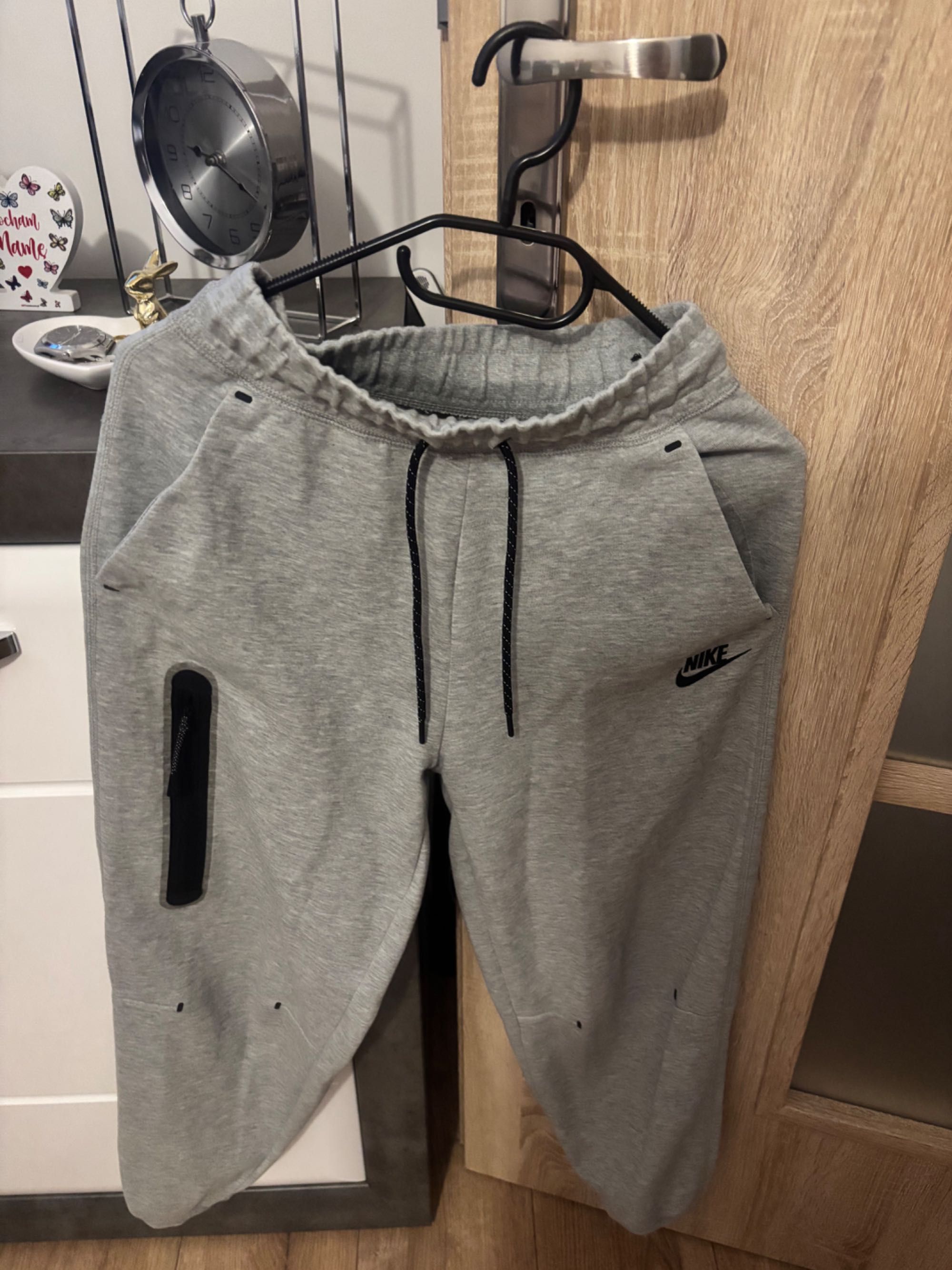 Spodnie nike tech fleece