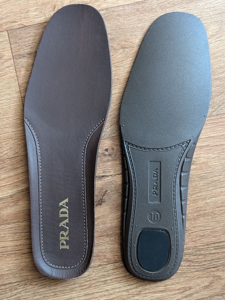 10, (44 - 45) размер, Prada , кожаные стельки , Италия