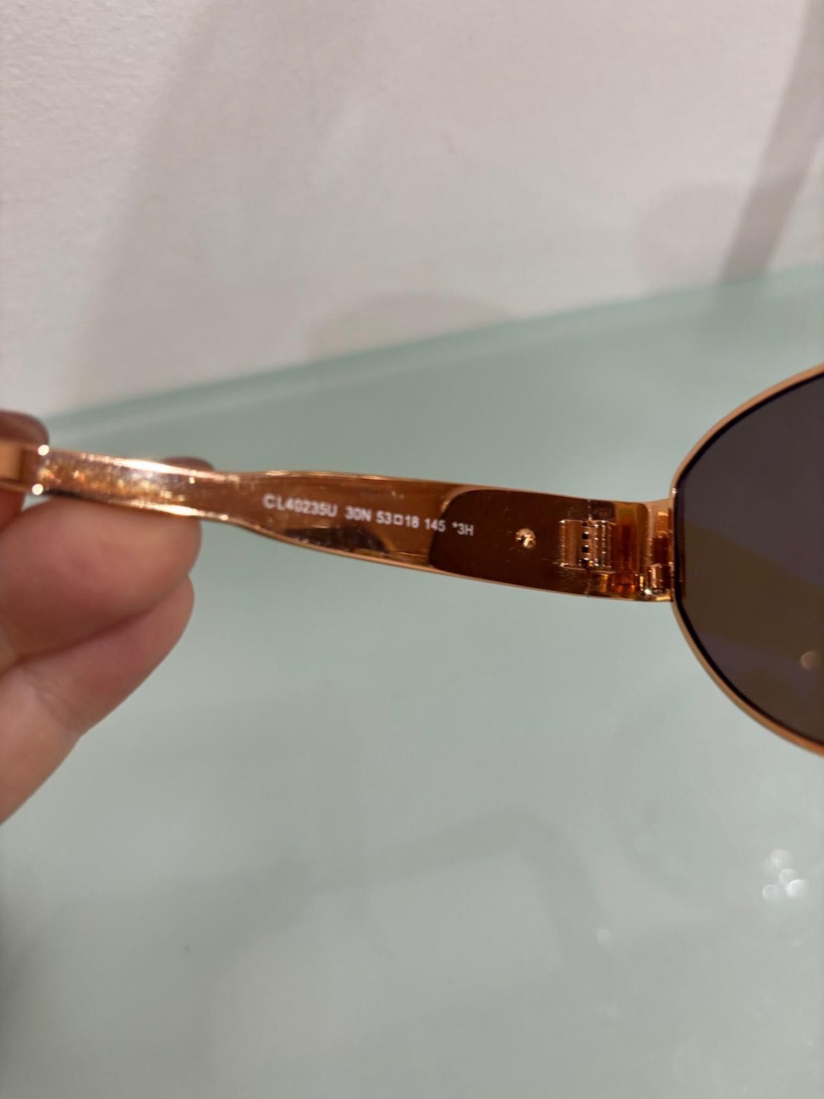 Oculos de sol originais  - Celine Paris