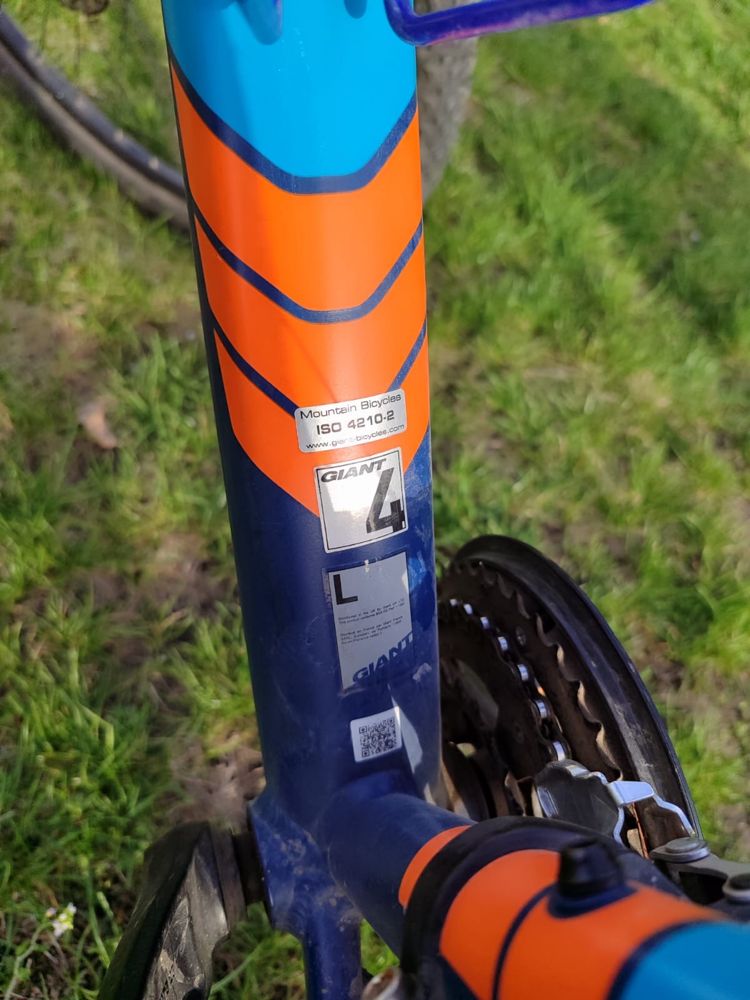 Rower MTB GIANT - Talon 4 plus gratis