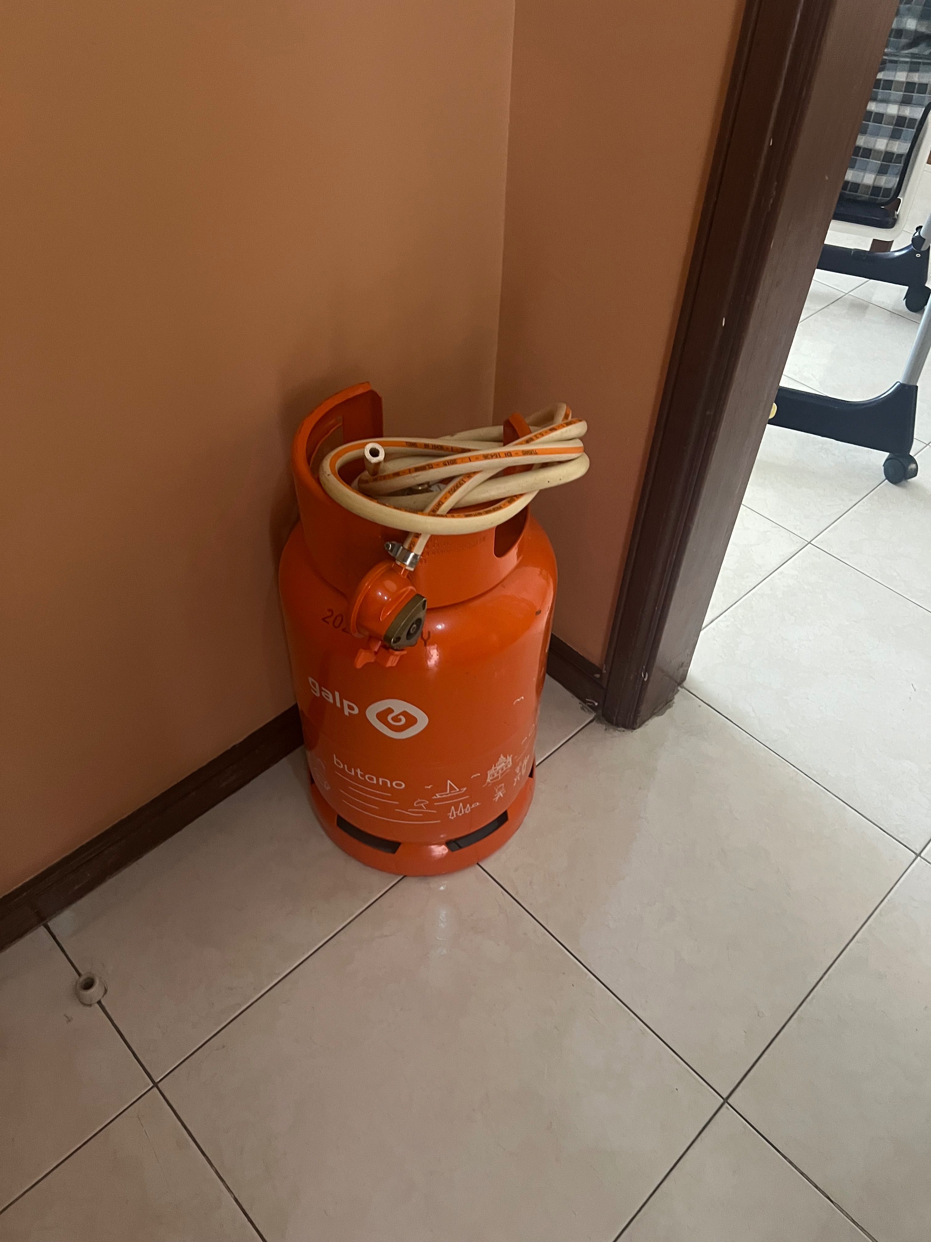 Fogão e forno a funcionar