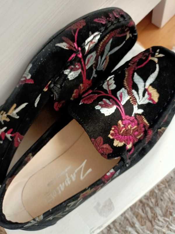 Nowe mokasyny zapato skórzane kwiaty rozmiar 37
