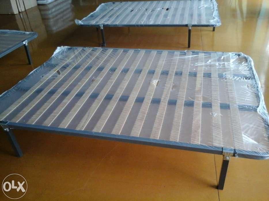 Cama Estrado com pés Novo - Fábrica