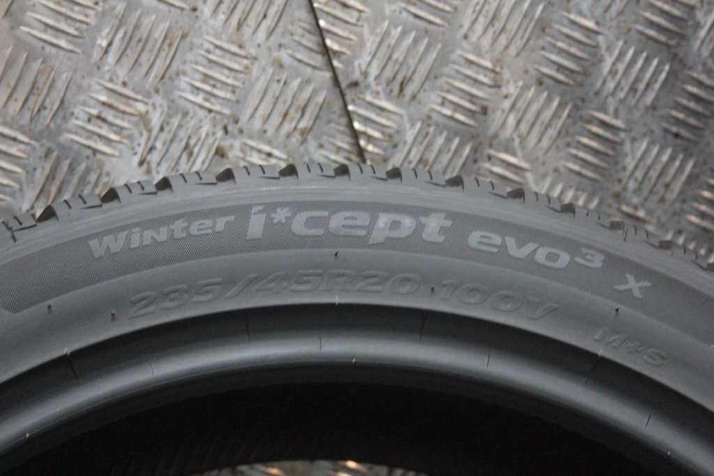 235/45/20 Hankook Winter i*cept evo3 x 235/45 R20 100V 2023r
