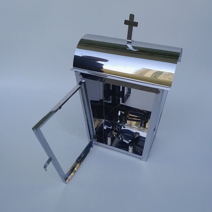 Підсвічник або капличка  світильник