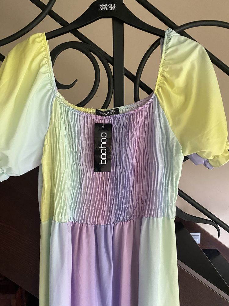 Boohoo nowa sukienka 22 50/52