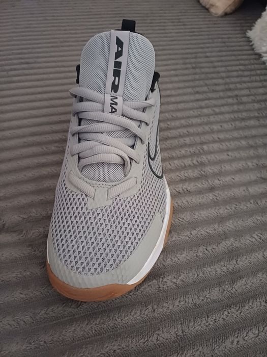 Tenis  Nike Foram usados 1 vez