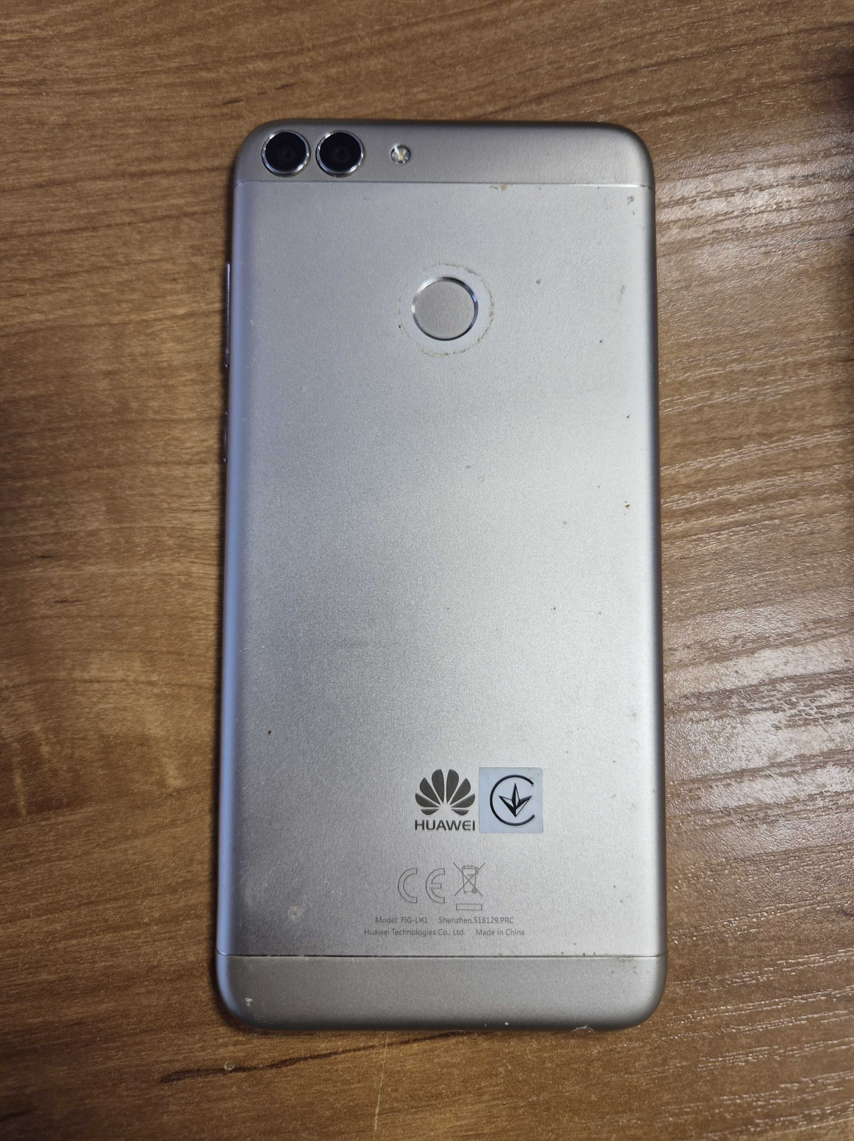 Telefon Huawei P smart