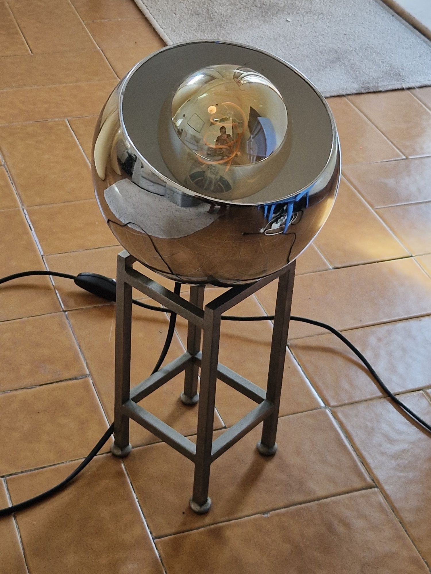 Candeeiro de mesa