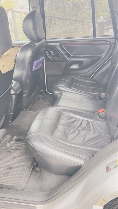 Продается Jeep Grand Cherokee 2003 года