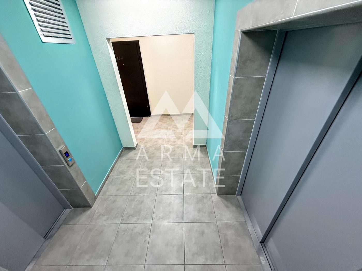 Продаж 3к.квартири, 85кв м., вул.Заболотного Академіка,15г