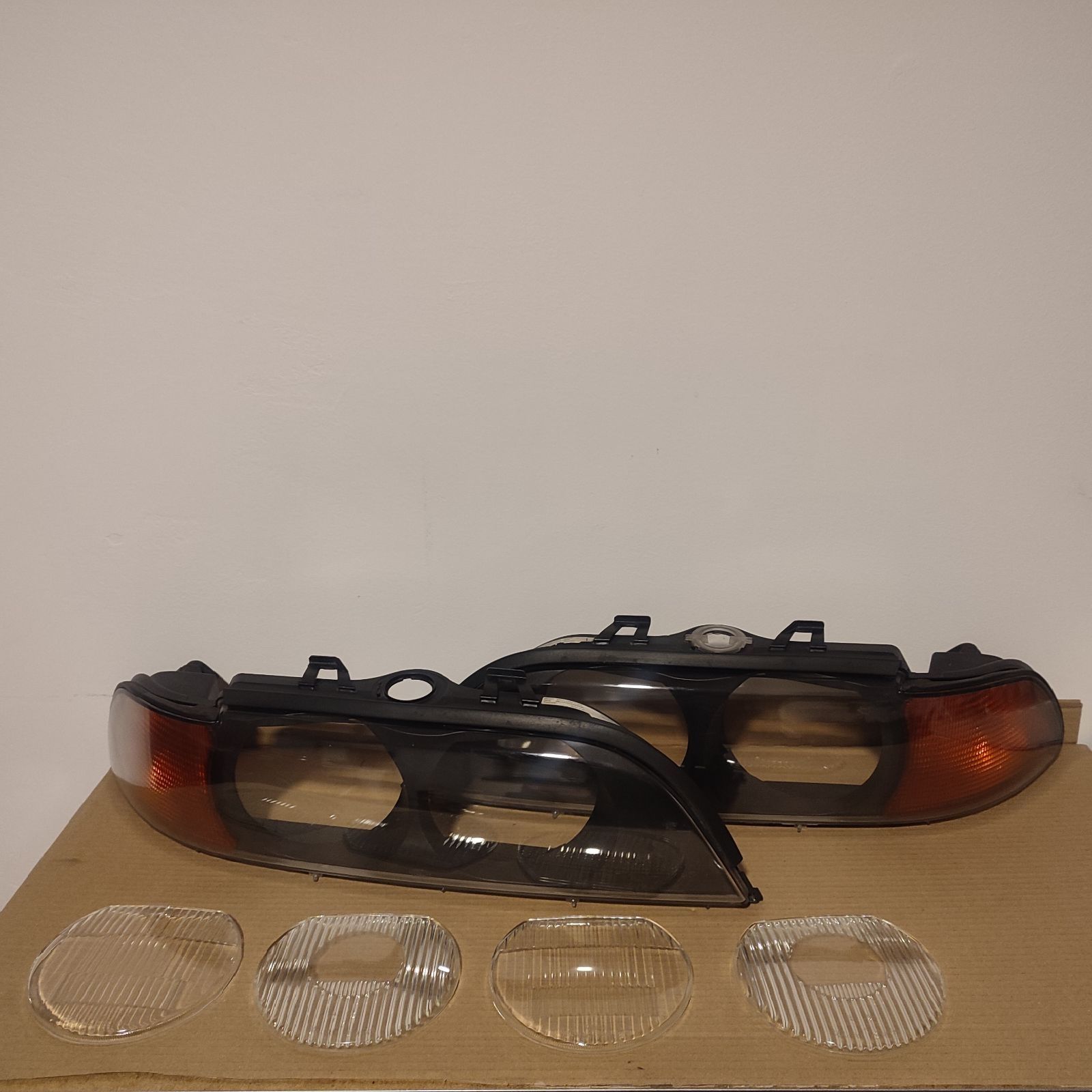 Lampa przednia prawa lewa BMW E39 przed lift Pełna regeneracja xenon