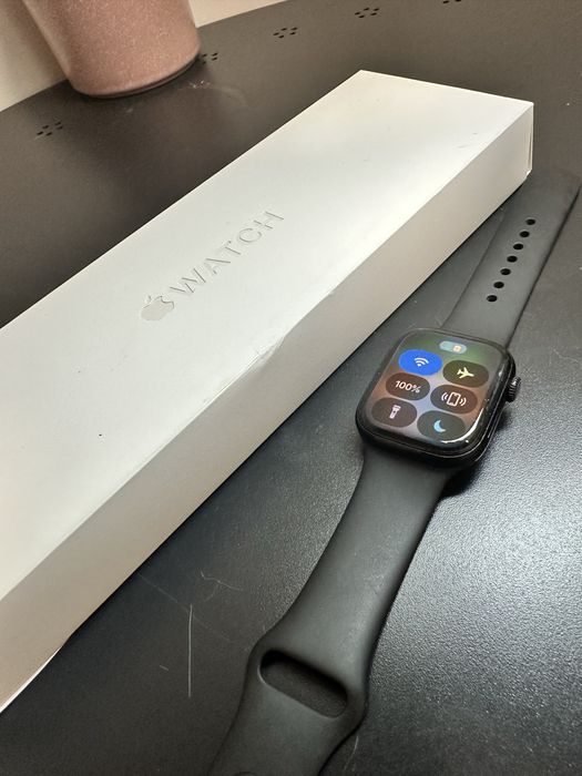 Apple Watch Series 10 42mm Jet Black Aluminium