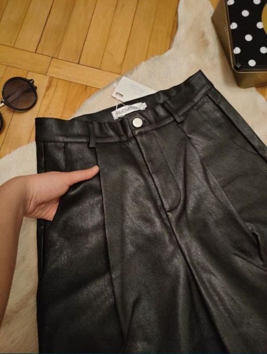 Шорти - Кожзам на Зиму/ Демісезонні Шорти - Бермуди