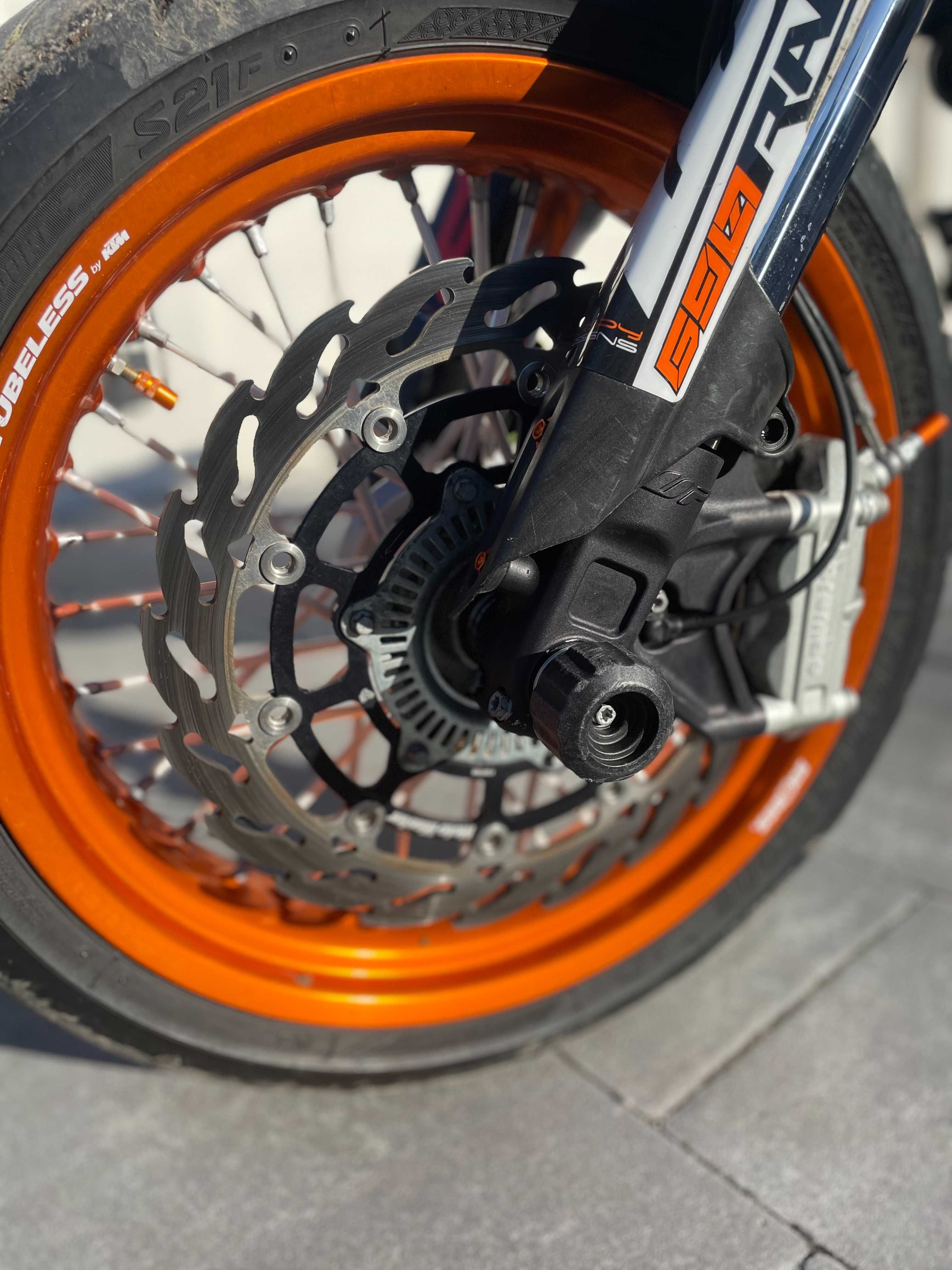 KTM 690 smc r 2015р.