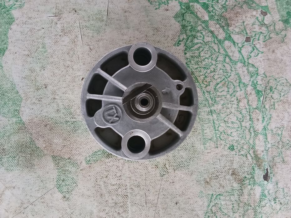 Насос маслянний на 125-150куб.