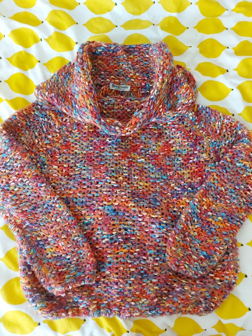 Kolorowy damski sweter