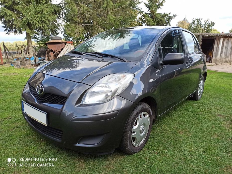 Toyota Yaris 2