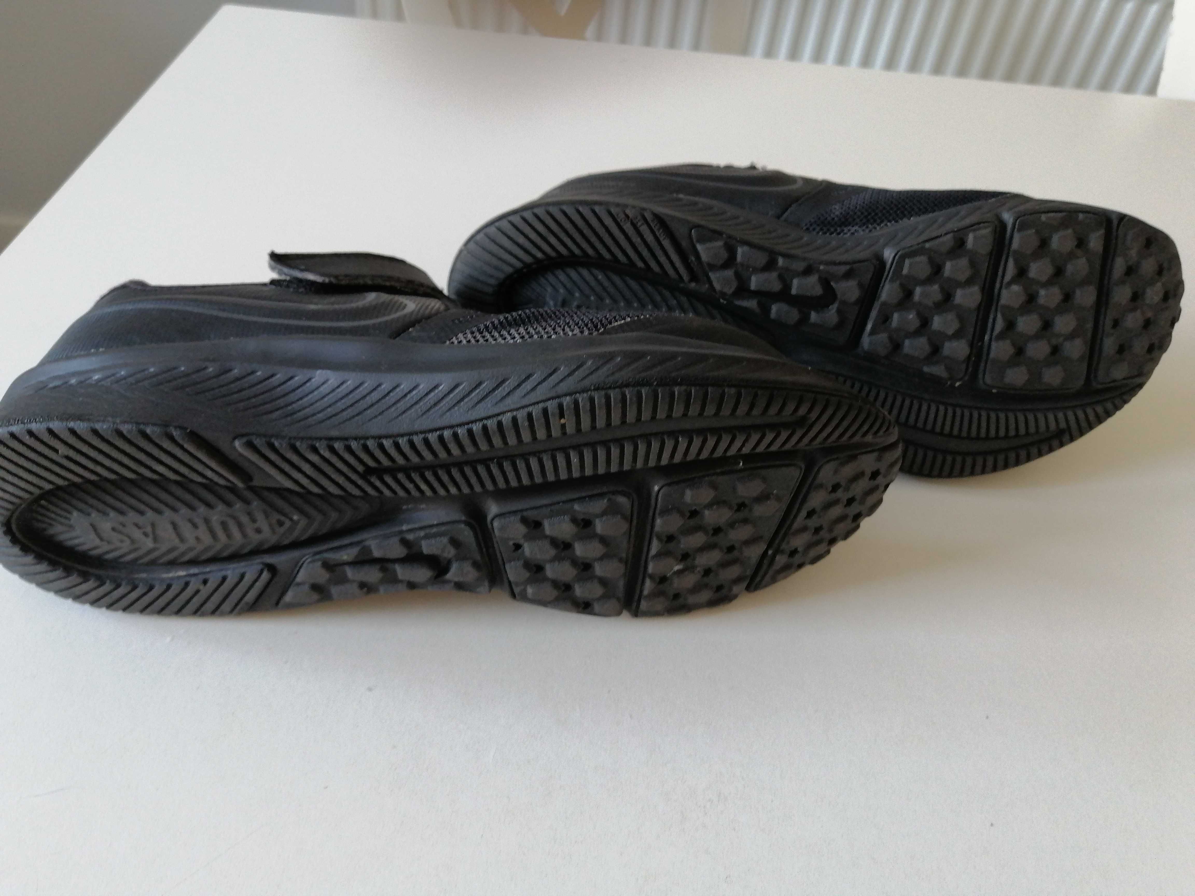 Adidasy, trampki 34, 22 cm, Nike