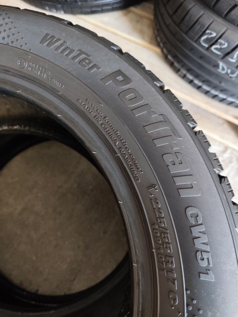Pneus 225/55r17c Kumho WinTer PorTran CW51 com 95% piso