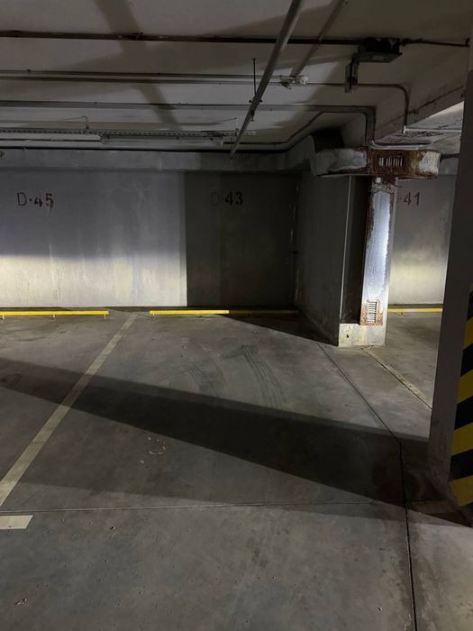 Здам паркінг Вулиця Ризька 73г