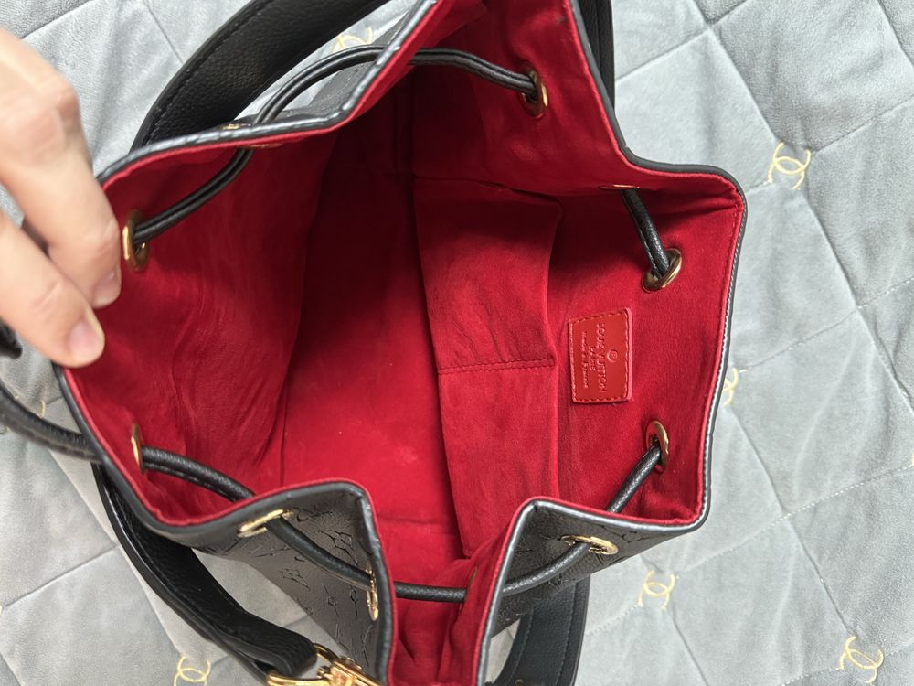 Жіноча сумка Louis Vuitton