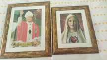 Quadros com boa moldura e vidro antireflexo