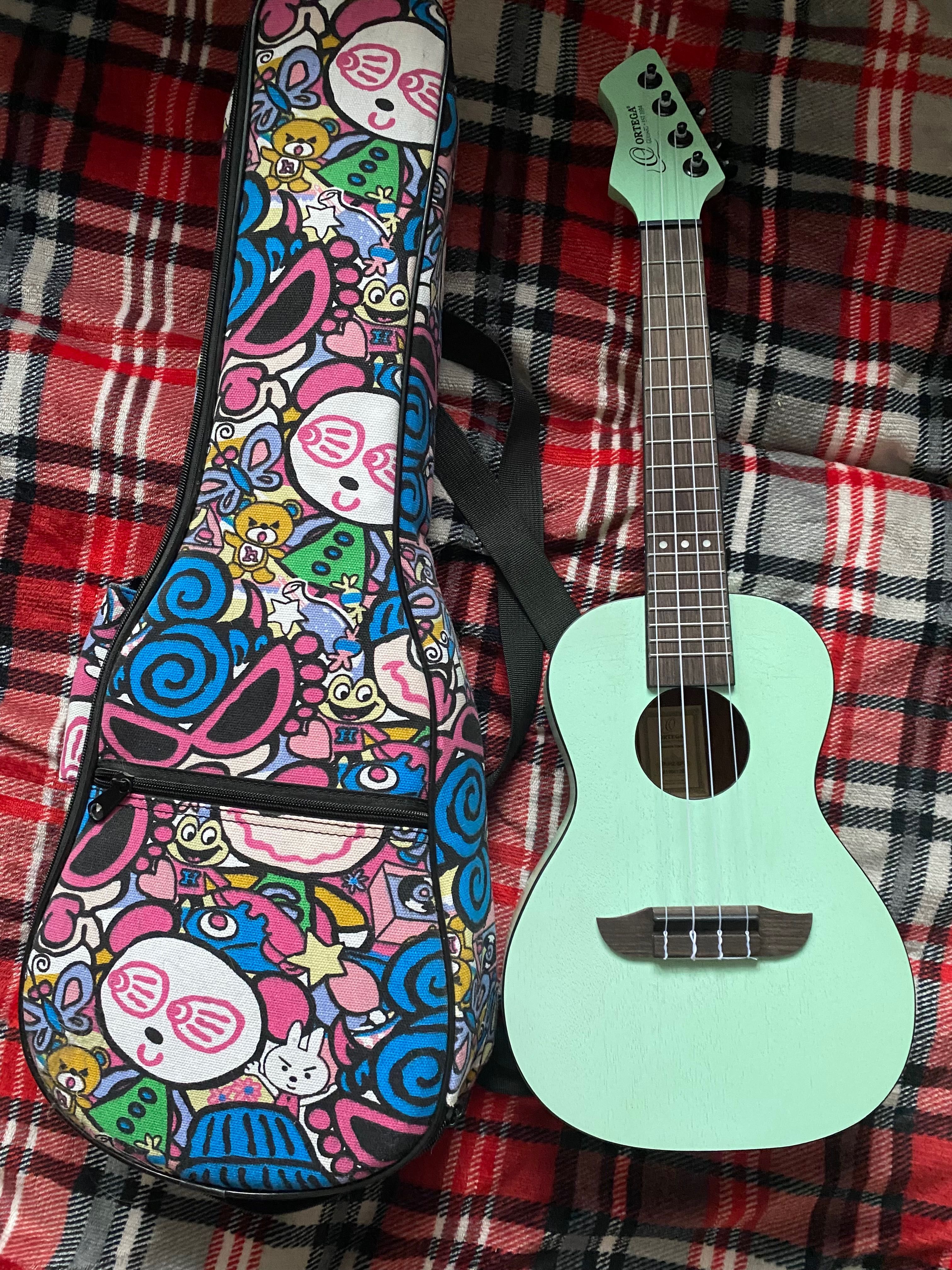 Ukulele miętowe ortega