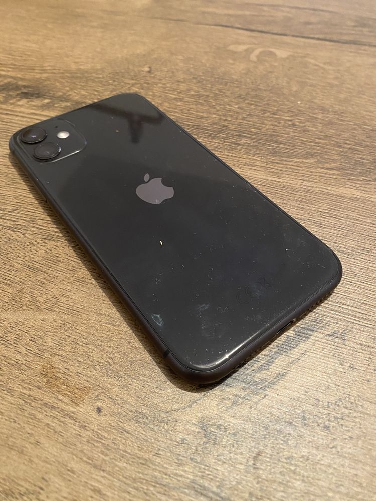 Iphone 11 zbita szybka