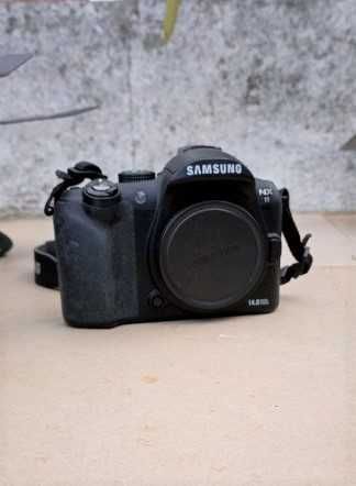 Samsung NX11 (Corpo)