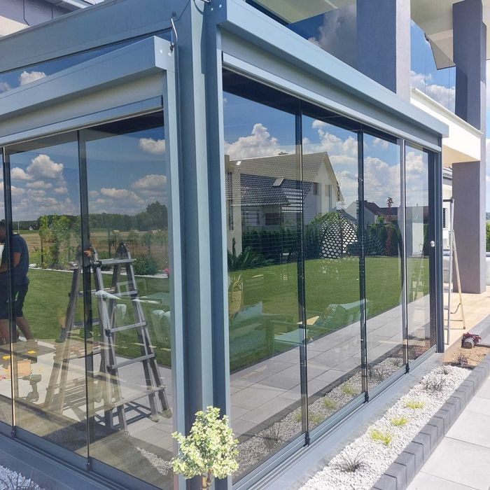 Zadaszenie tarasu aluminium/szkło. Drzwi przesuwne, Markizy