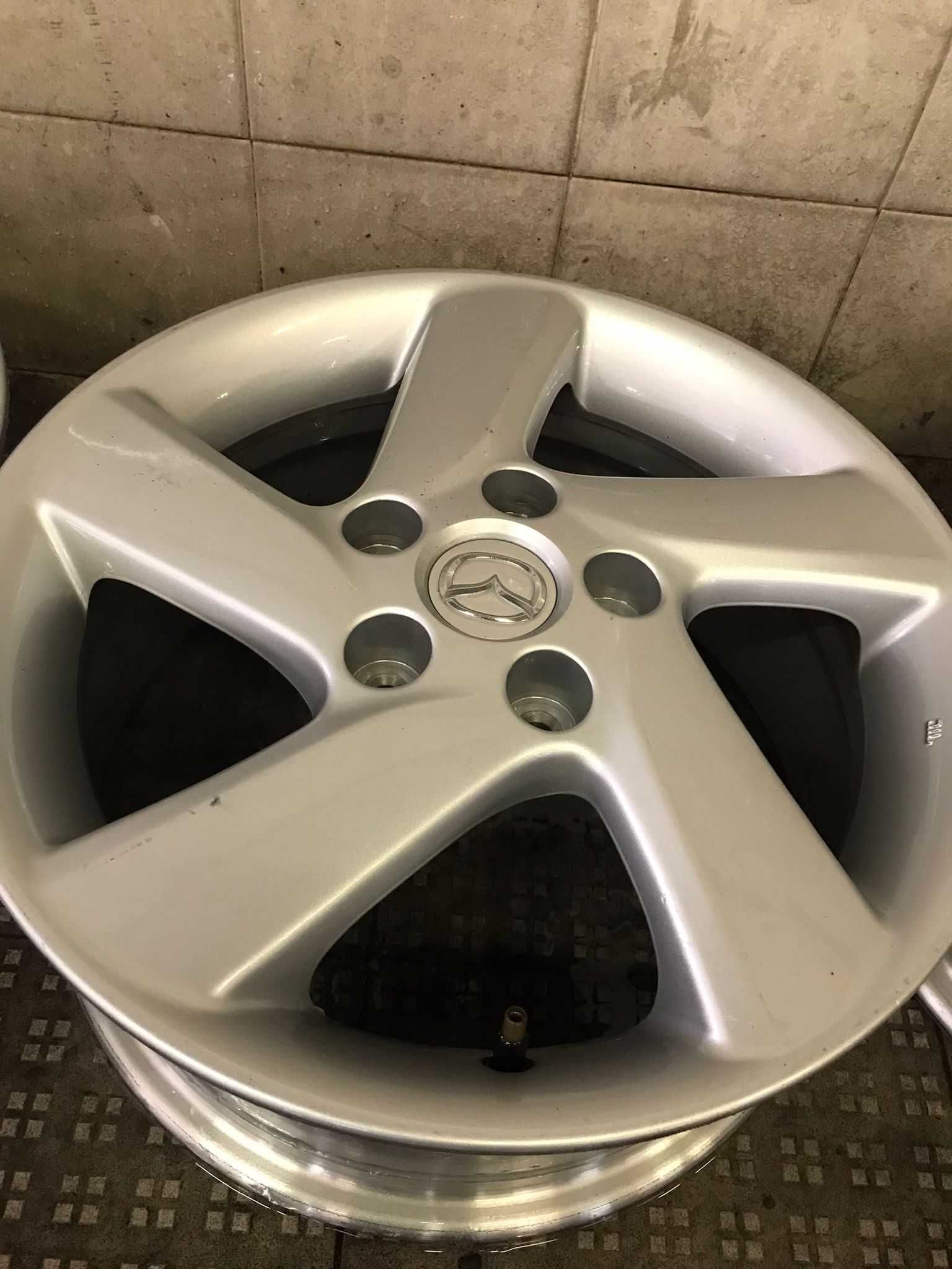 Jantes 15" Mazda 6 2.0D como novas.