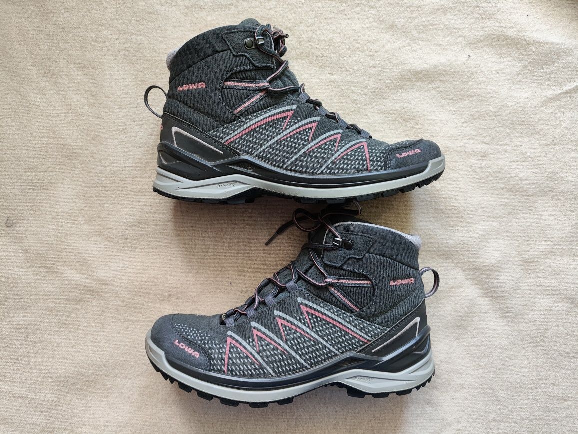 Жіночі черевики ботинки кросівки Lowa FerroxPro GTX mid ws, gore-tex