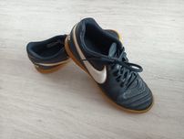 Halówki Nike roz.41