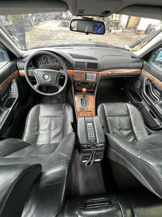 Разбор Bmw E38 Рестайлинг 728i
