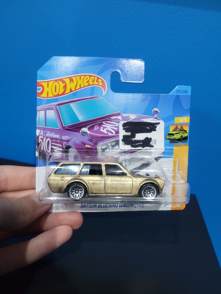 Hot wheels datsun bluebird 510 złoto czarny custom