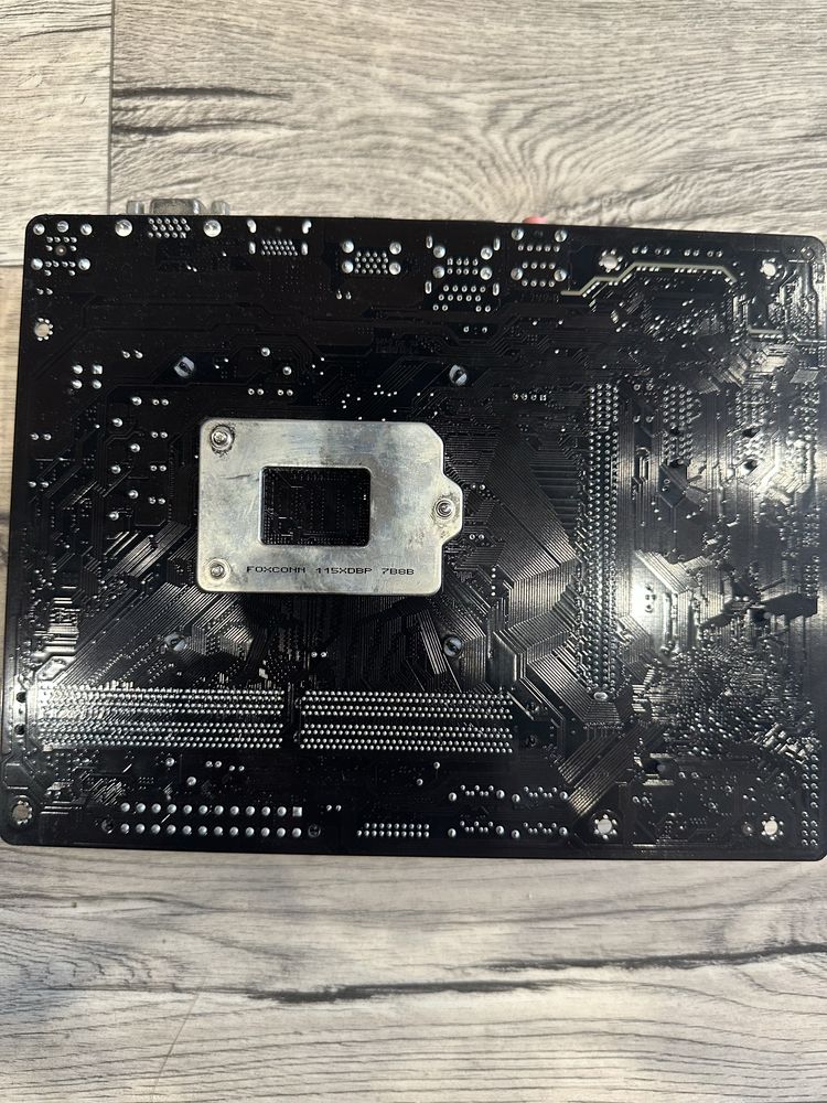 Продам intel core i7 7700 (gigabyte GA-h110M-H, DDR 4 8gb ( 2 шт )