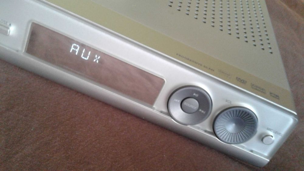 PHILIPS HTS 3100 DVD HOME Theather System 5.1