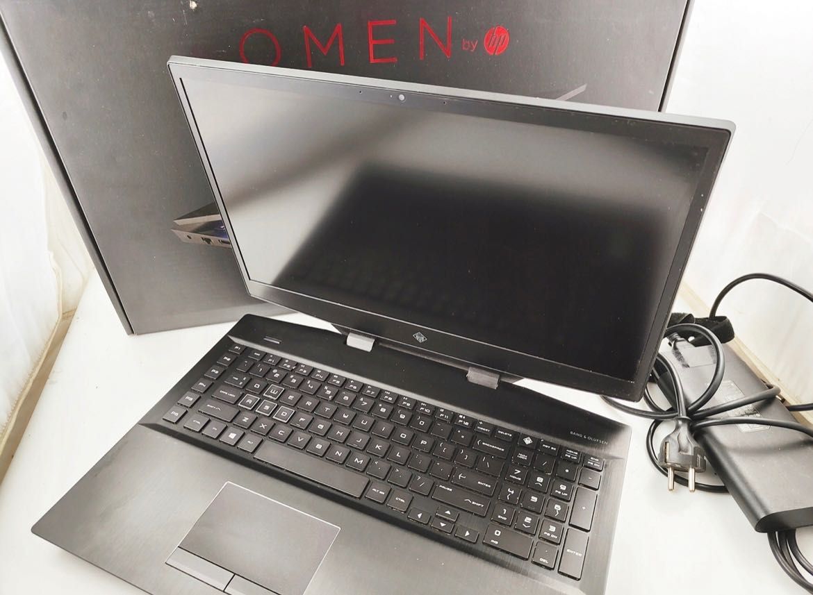 Laptop Omen 17’ 16gb i7-10750h 512gb