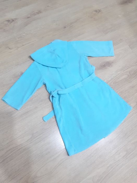 Szlafrok r. 104/110 kąpielowy basenowy