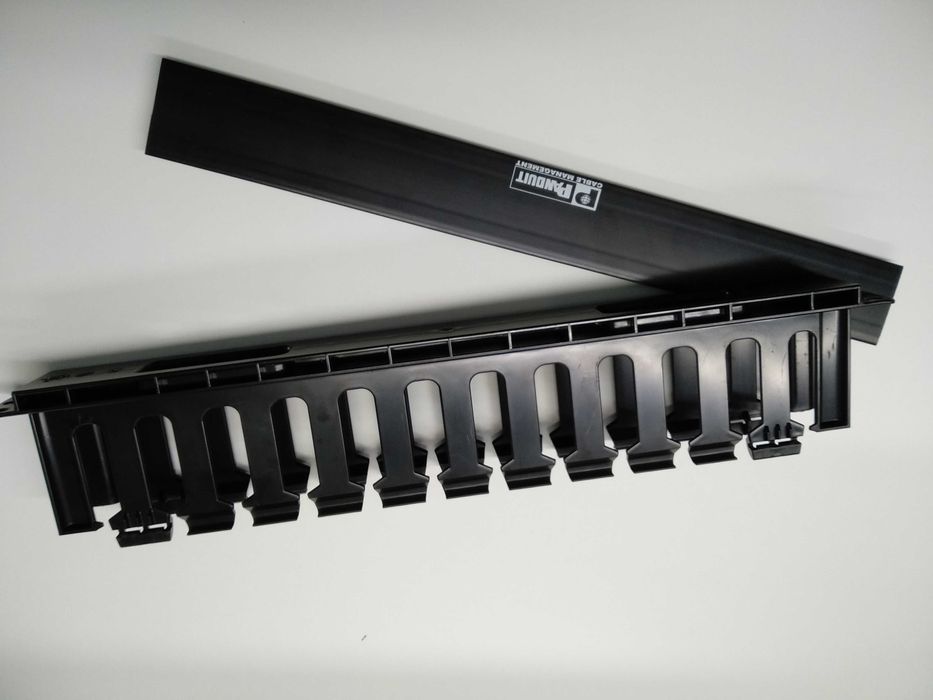 Guia de Cabos para Bastidor - Panduit