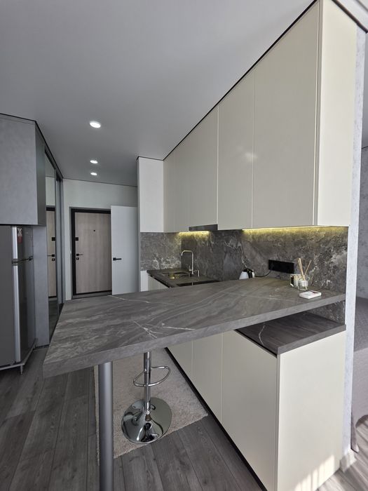 Здам в оренду квартиру - студію в ЖК Молодість 15 хв до Києва