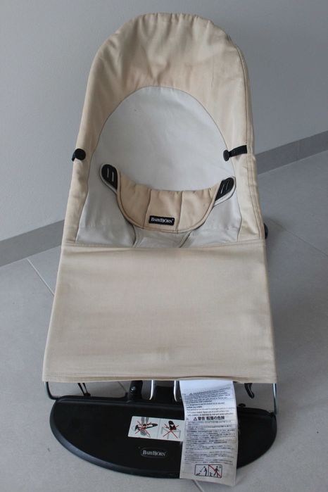 Leżaczek Bujaczek Babybjorn