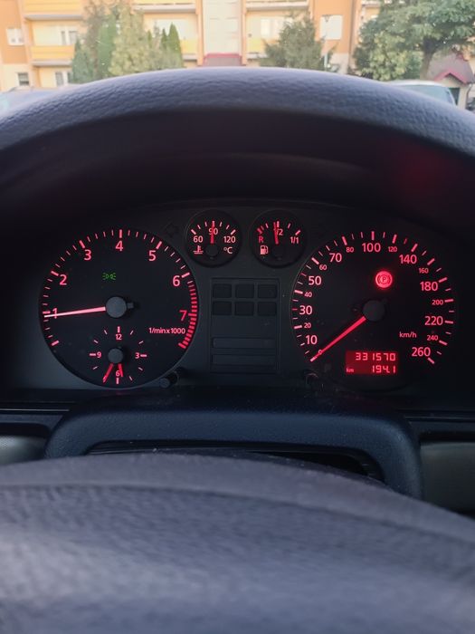 SPRZEDAM ! Audi A4 B5 1.8 benzyna